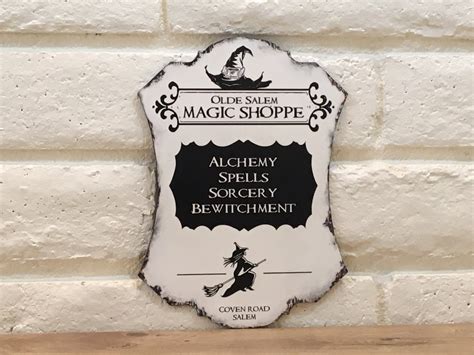 Olde Salem Magic Shoppr: Where Fantasy Meets Reality